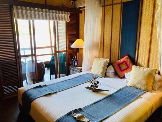 Hotel Yathra Houseboat Bentota Exterior foto