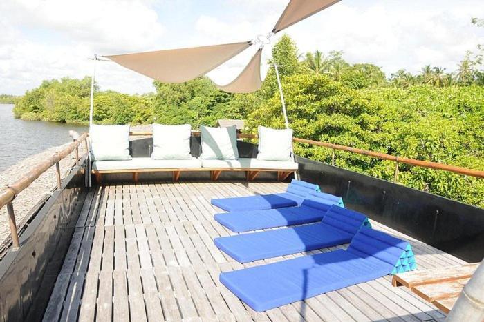 Hotel Yathra Houseboat Bentota Exterior foto